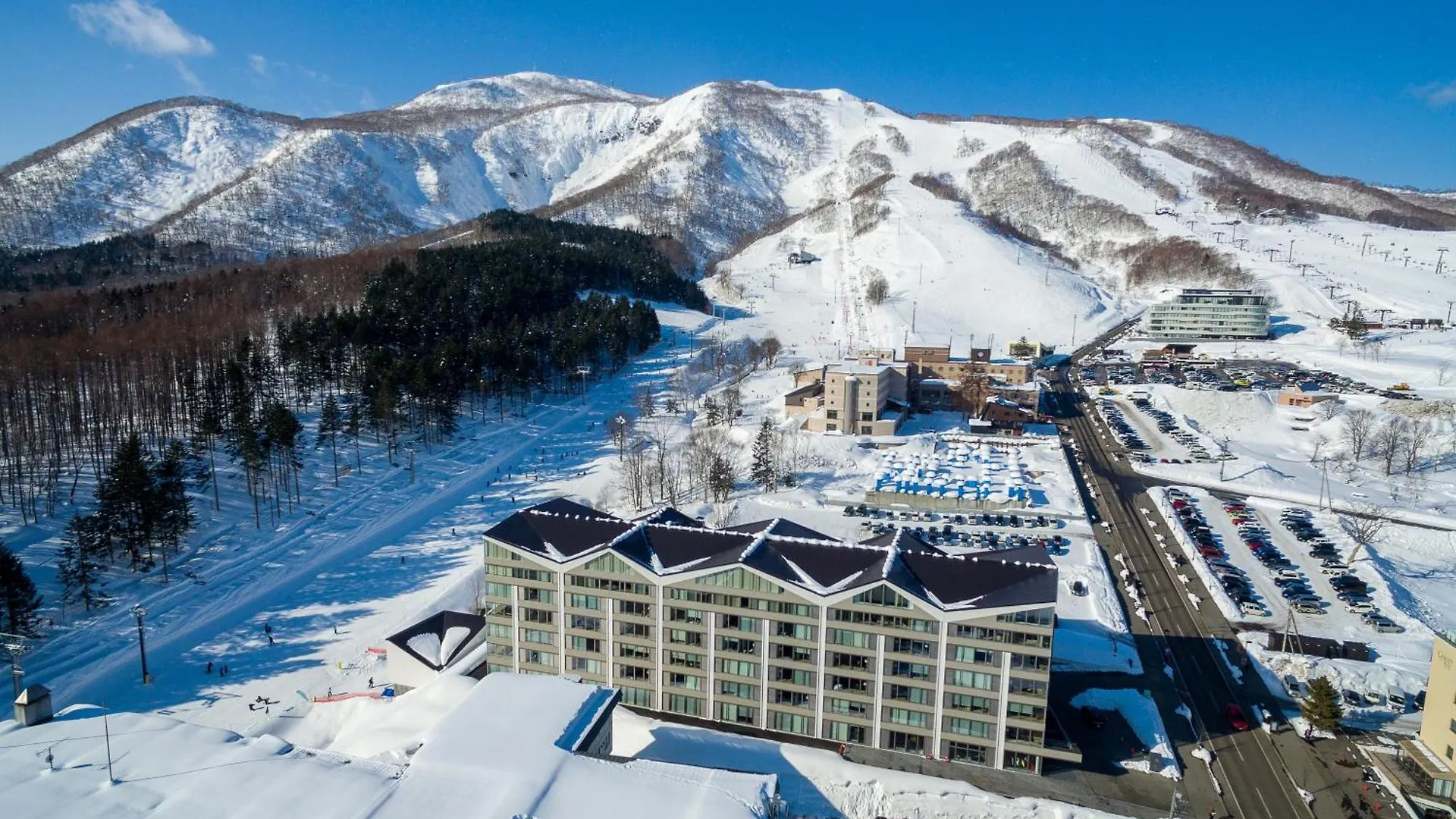 ホテル ザ　メープルズ　ニセコ 倶知安町